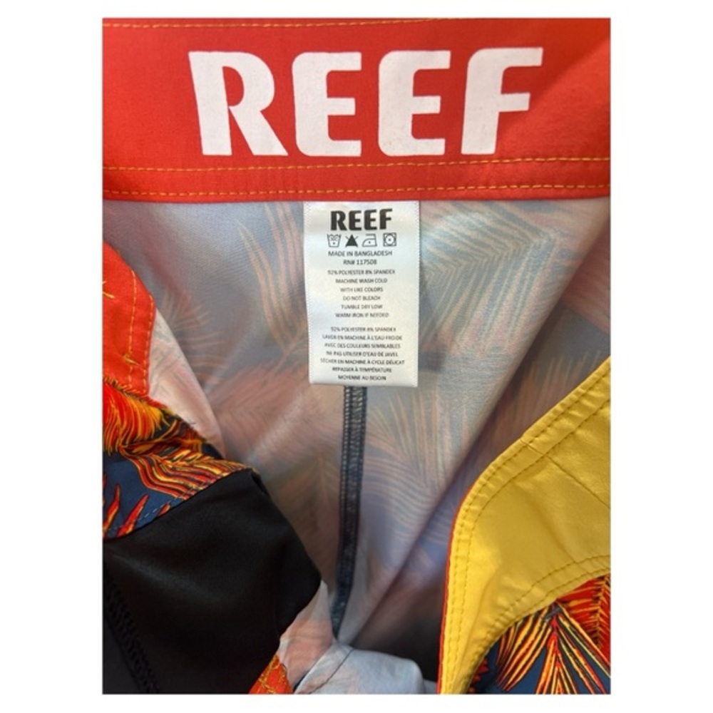 REEF‎ Board Shorts - Picture 3 of 3
